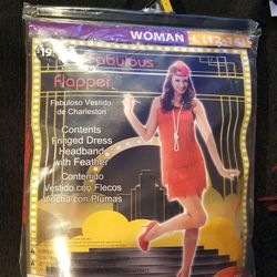 Womens Flapper Costume W/ accessories