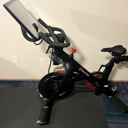 Peleton Bike