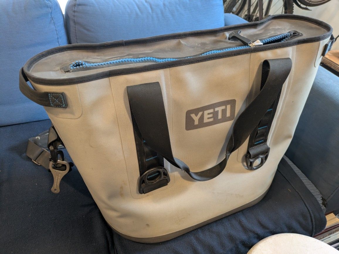 Yeti Hopper 30