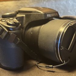 Fujifilm Finepix S9900w 