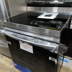 6.3 cu. ft. Smart Freestanding Electric Range with Rapid Boil and Self Clean in Stainless Steel