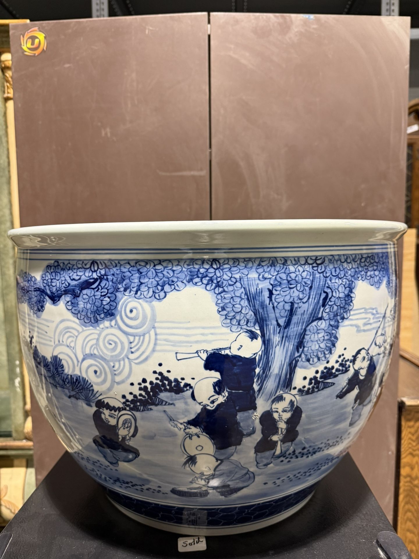 Chinese Blue And White Porcelain Planter