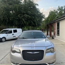 2014 Chrysler 300 S 