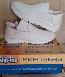 Skechers size 11 Women