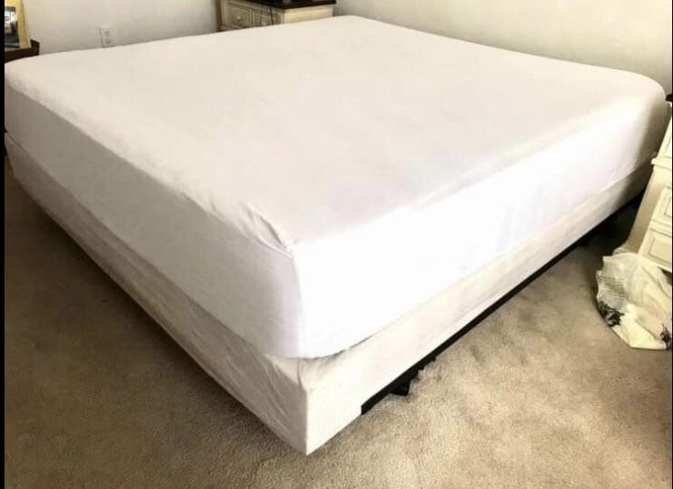 King Mattress/Bed Frame & Couch FOR SALE!!!