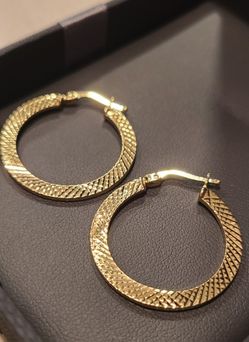 14K Gold hoop earrings