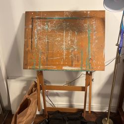 Art Table