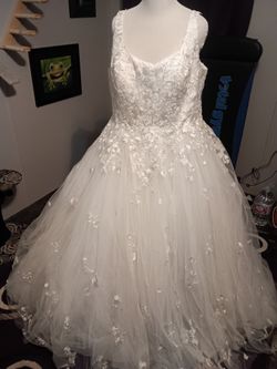 New Plus Size 20 / 24W-26W Ivory Sleeveless Wedding Dress!