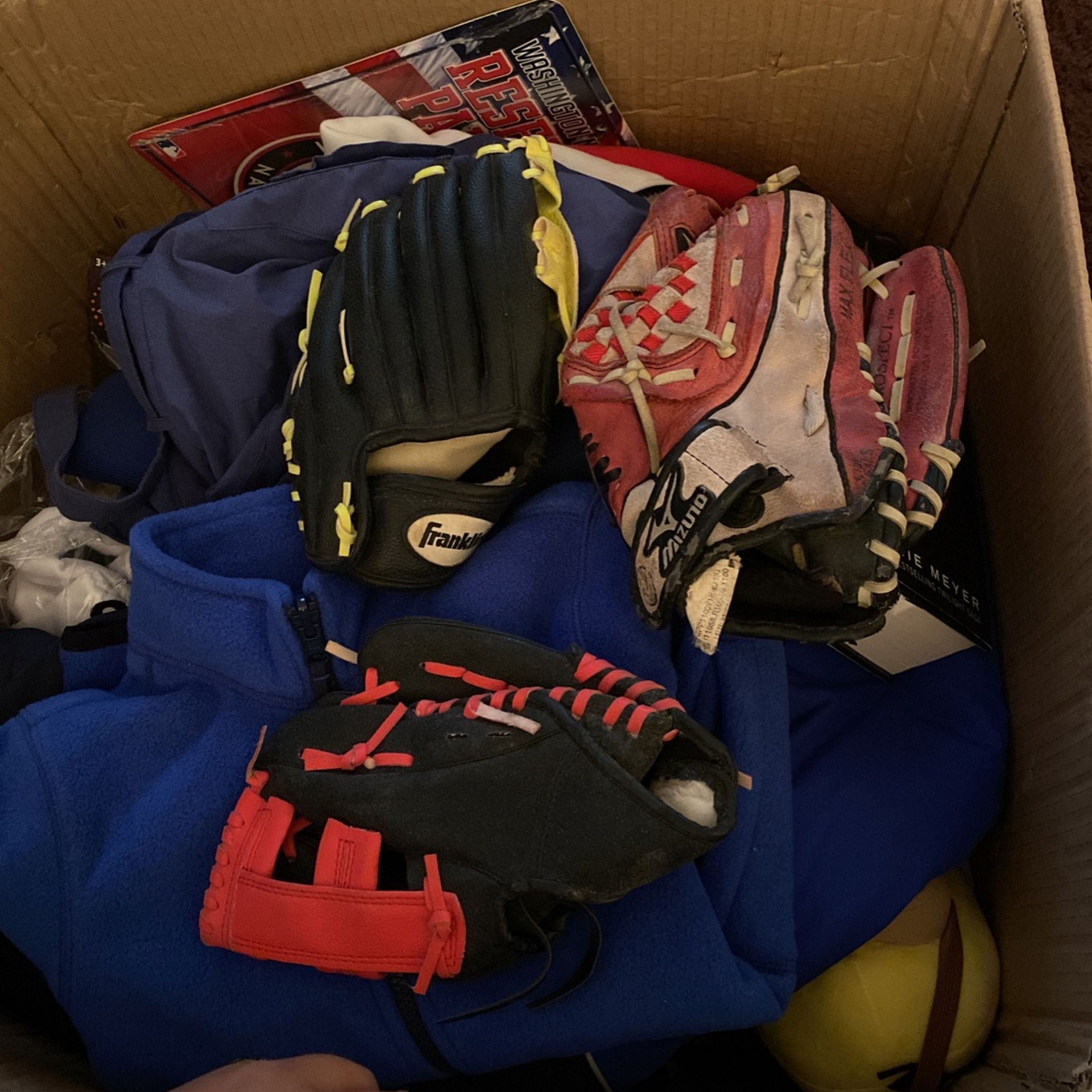 Kids Baseball Gloves