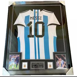 Lionel Messi Signed Autographed Framed Argentina Jersey Beckett Authentication