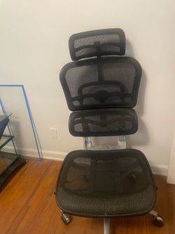Desk or game chair