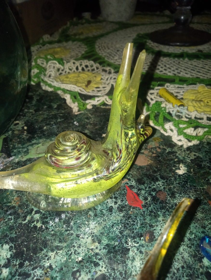 Unique Vintage Hand Blown Glass Snail