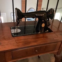Singer Sewing Machine With Cabinet Antique Vintage