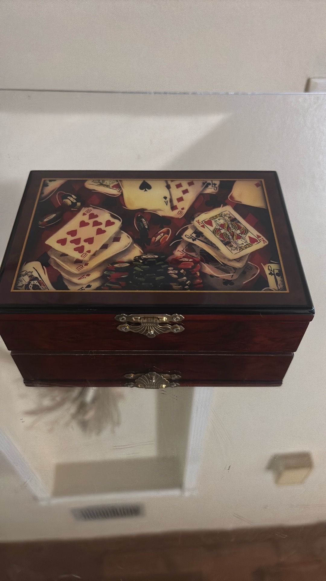 Wood finish Las Vegas poker-style playing card storage box