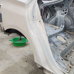 2016 Toyota Prius Right Side Quarter Panel