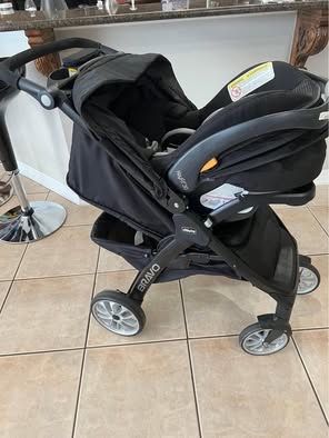 Chicco Bravo Quick-Fold Stroller