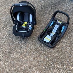brand new graco baby car seat