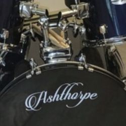 Drum Set. NEW