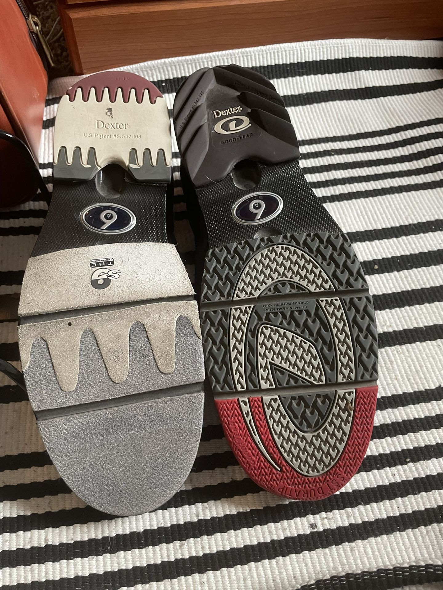 dexter bowling shoes t.h.e 9
