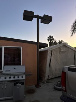 Pole Light