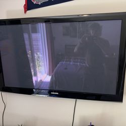Samsung Plasma Screen tv (55 Inch) 