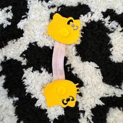 Hello Kitty Wire Holder 