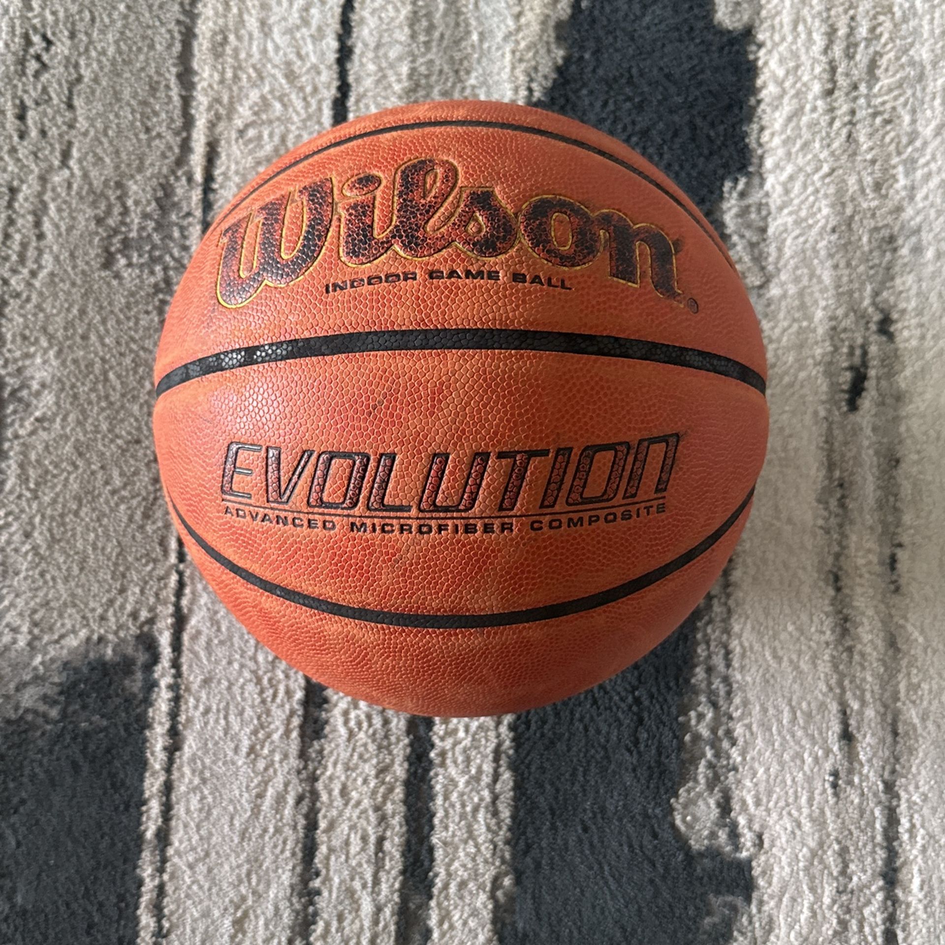 Wilson Evolution Basketball 