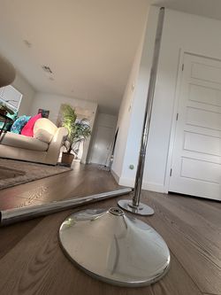 Dancer Pole
