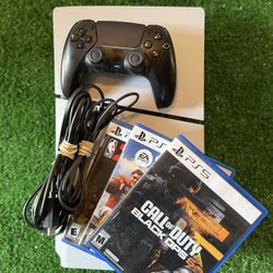 PlayStation 5 Slim With Controller NBA 2K25, Black Ops 6, College Football 25 USED But Works Perfectly