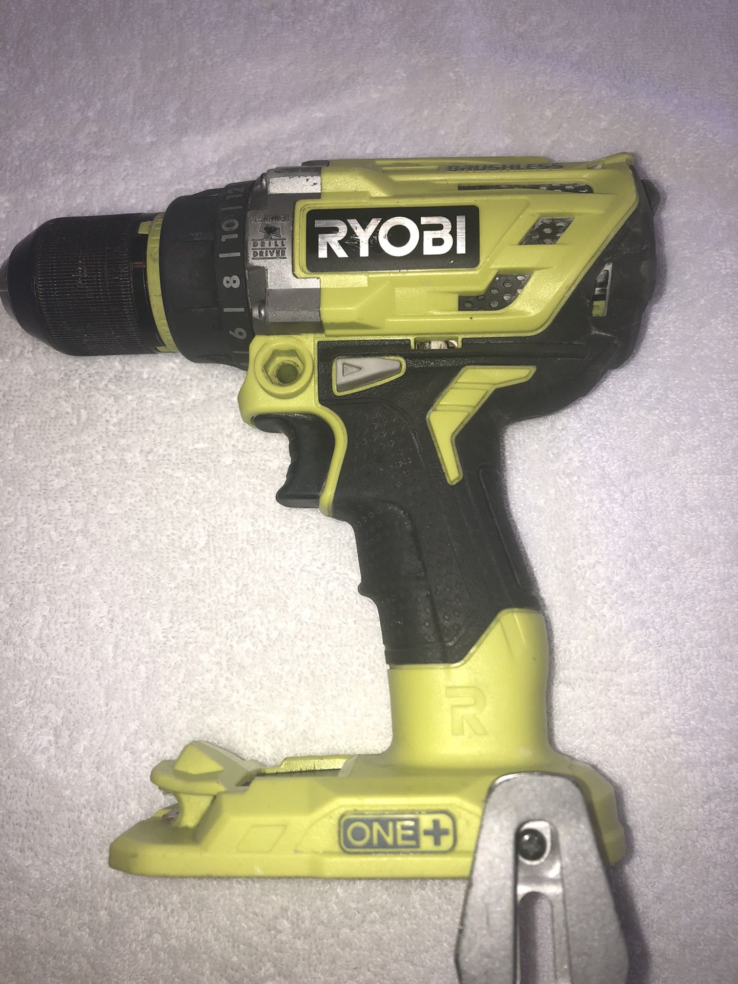 RYOBI 18-Volt ONE+ Lithium-Ion Cordless Brushless 1/2 in. Hammer Drill/Driver