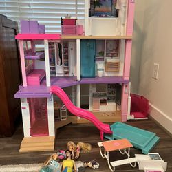 **open to offers** Barbie dreamhouse, dolls, and accessories lot