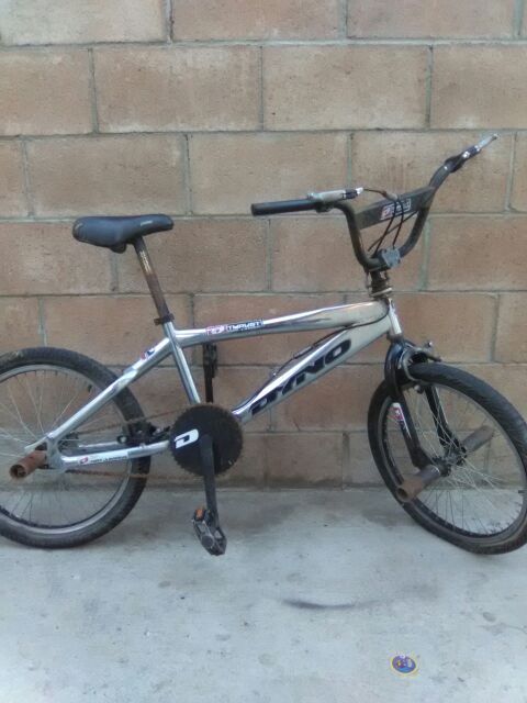 dyno thrust dirt jumping bike