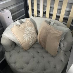 Light Gray Swivel  Barrel Lounge Chair - 42.9 Inch Linen