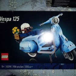 Lego Vespa 125