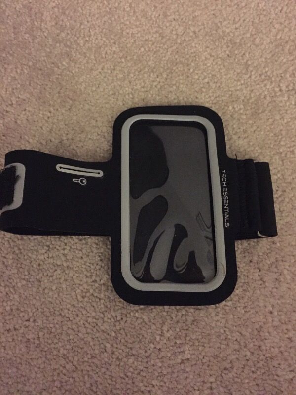 iPhone workout arm band