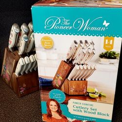 Pioneer Woman Knife Set 