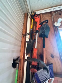 Worx Cordless String Trimmer & Lawn Edger Electric Weed Wacker with 4.2 LBS, 20V Weed Eater with Aut