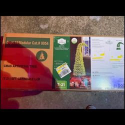 Grinch Christmas tree