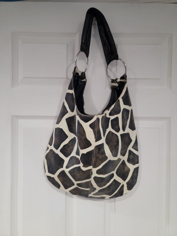 Faux Leather Giraffe Print Shoulder Bag