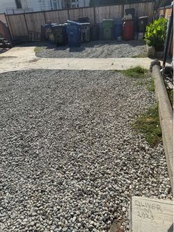 Free gravel