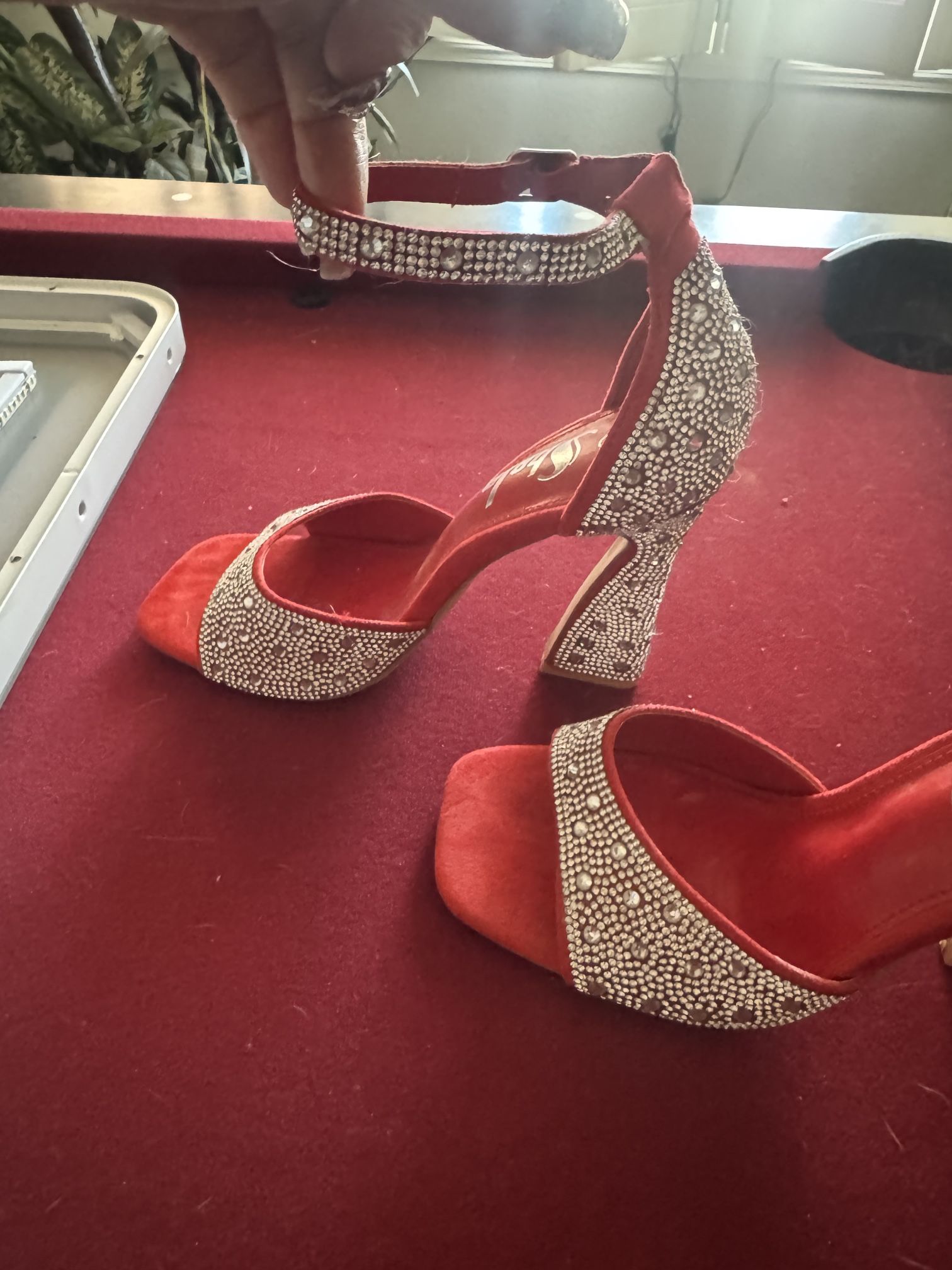 Red Heels Size 7 
