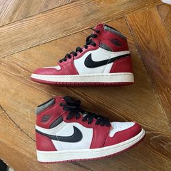 Jordan Air Jordan 1 Retro High OG Chicago Lost & Found DZ5485-612 Sneaker