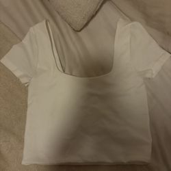 cotton on white croptop