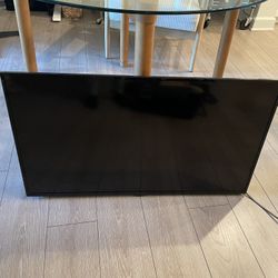 Insignia Fire TV 42.5 Inch