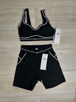 Alo shorts set