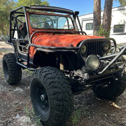Cj7- 351 Ford 