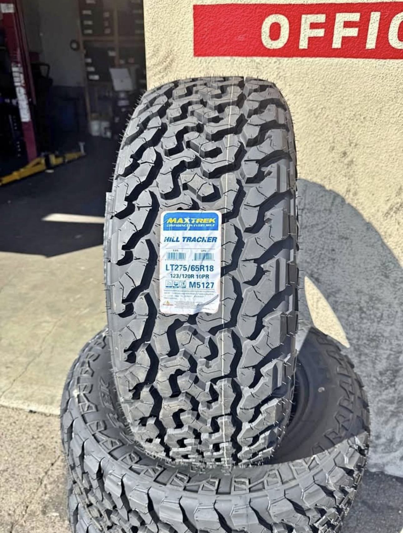 275/65R18 Maxtrek HillTracker A/T Load Range E 10 ply Brand new 4 tires 275/65/18 llantas