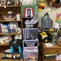 Signs And Collectables 