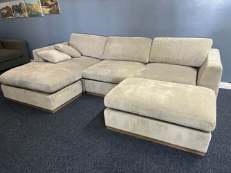 Henredon Caley Reversible Sofa Chaise with Ottoman，$700