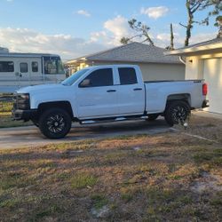 2018 CHEVY Silverado 20" Rims/Tints